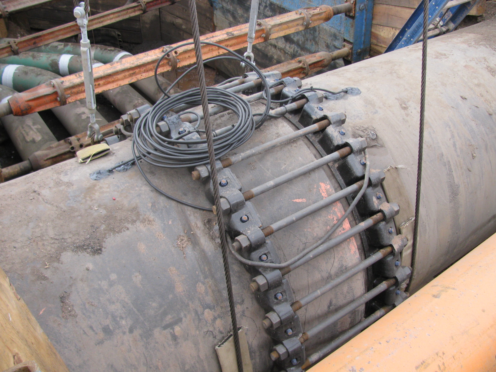 Figure 8.Connecting wires across (bonding) non-welded joints, for electrical continuity, is essential for CP system effectiveness. 